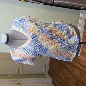 Hearts of Palm v neck top side drawstring size Large like new